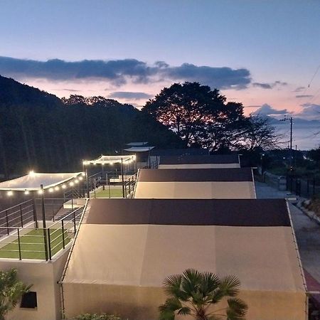 Namhae Siseon Glamping Pension Exterior photo