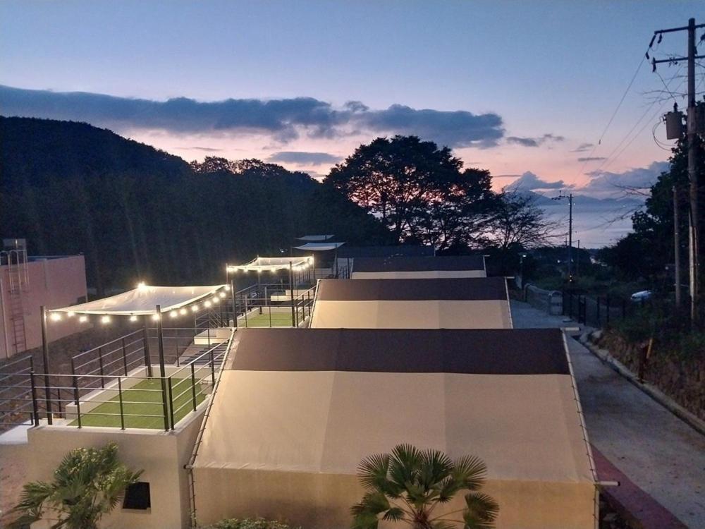 Namhae Siseon Glamping Pension Exterior photo